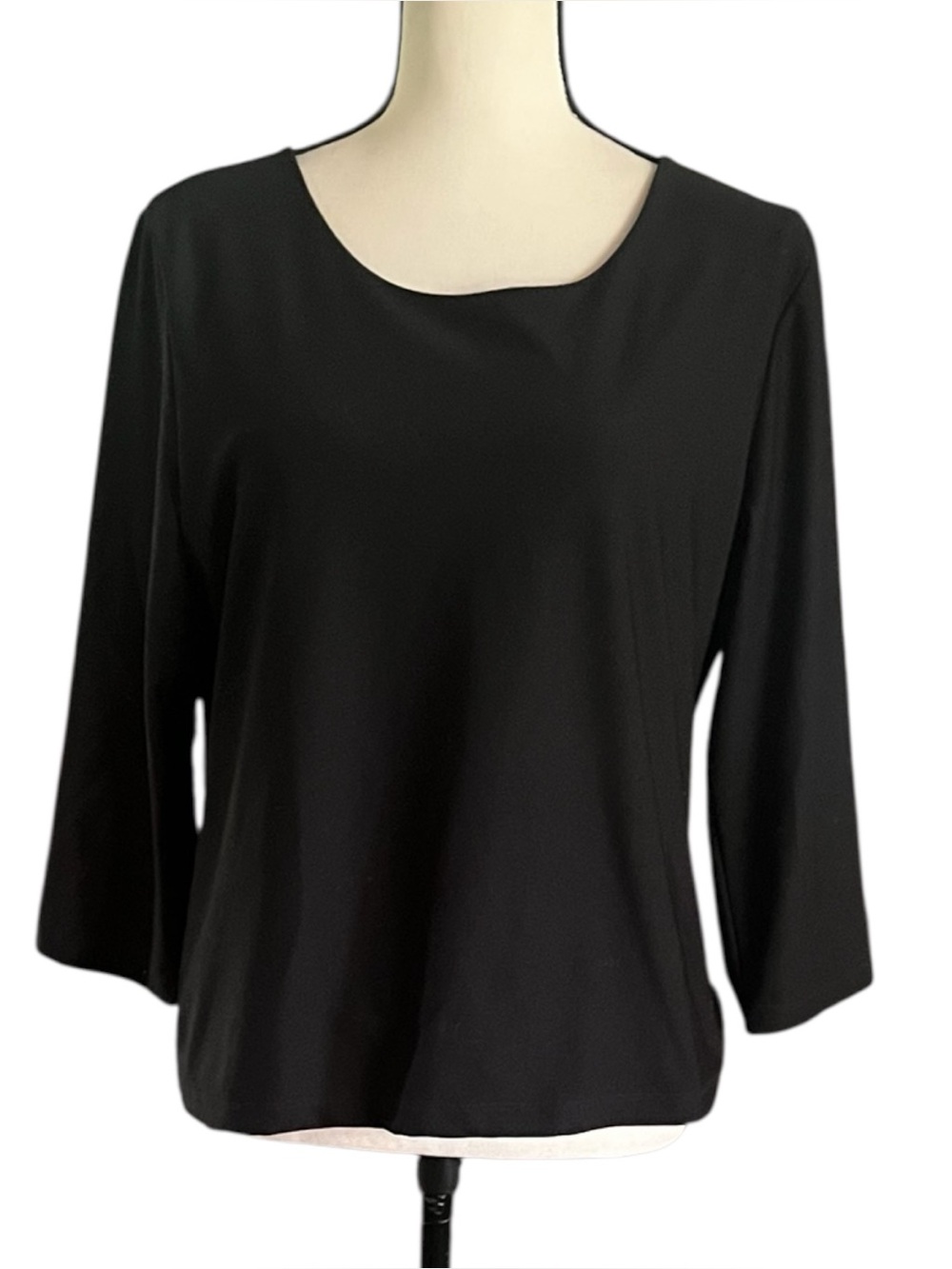 Spanx by Sara Blakely Shapewear scoop neck top with shaping liner. Size L.
